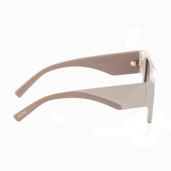 1060 Xite Eyewear's Rectangular Shaped Polarised Women's Sunglasses.